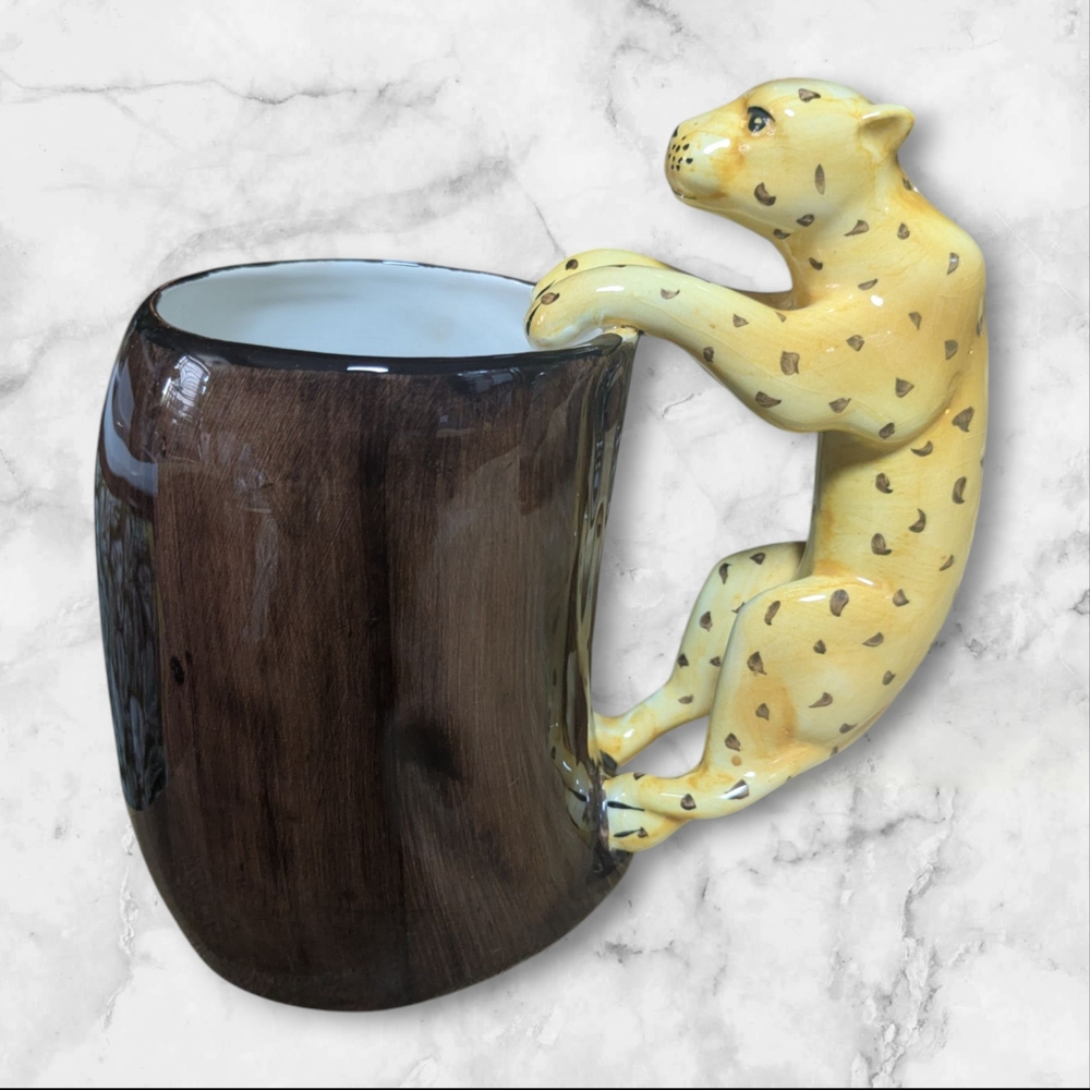 Vintage Natural Wonders Cheetah / Leopard Accent Mug